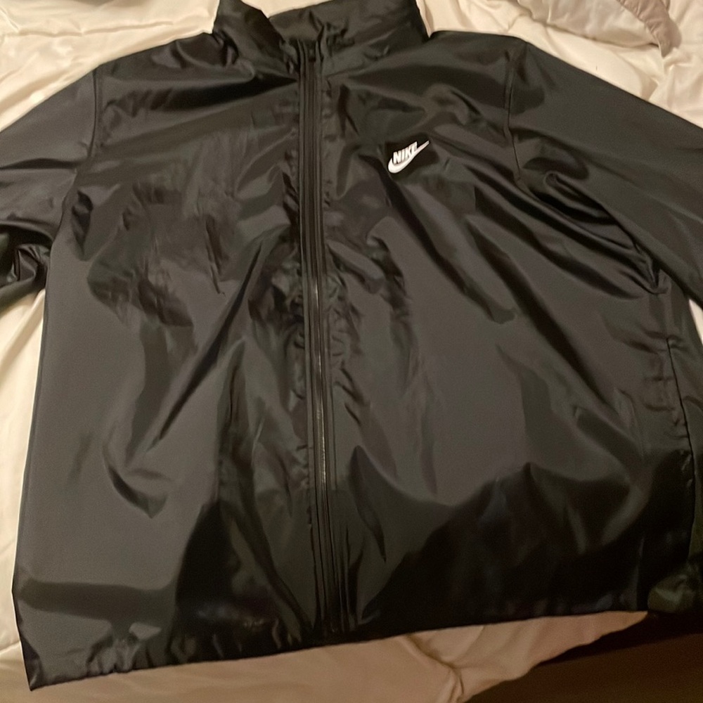 Nike 'Just Do It' logo winderbreker